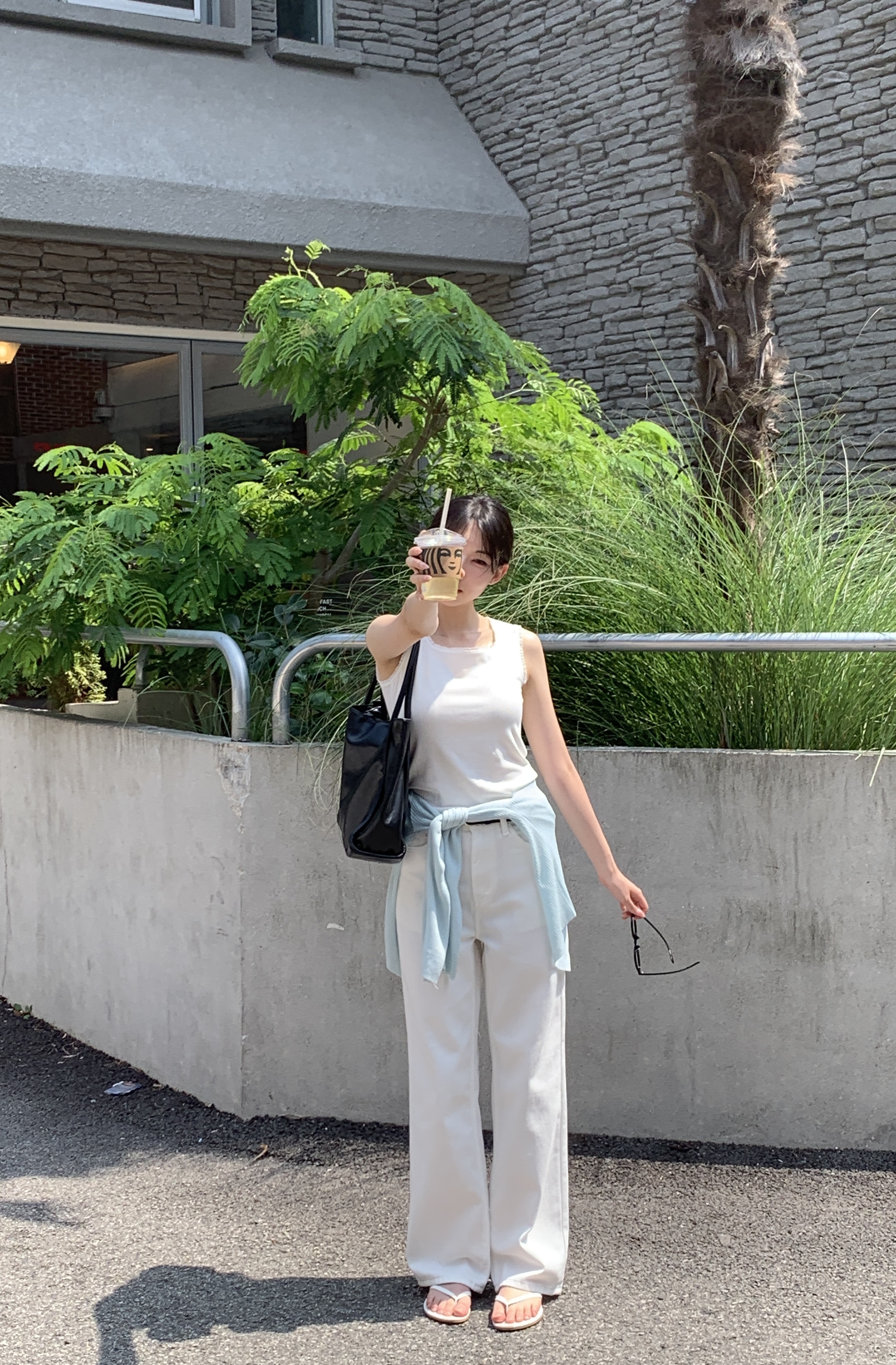 m_6613 gallery 1